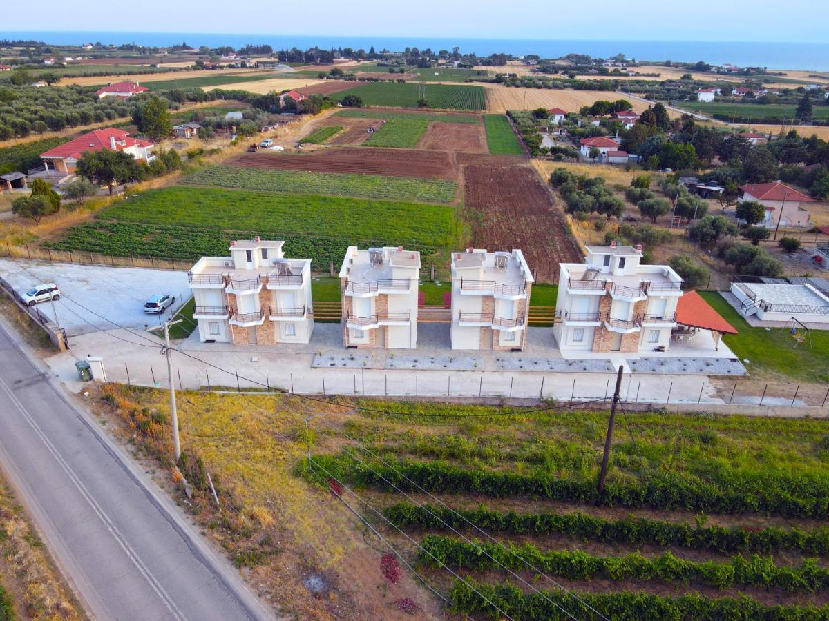 Mythic Villas Epanomi Exteriör bild